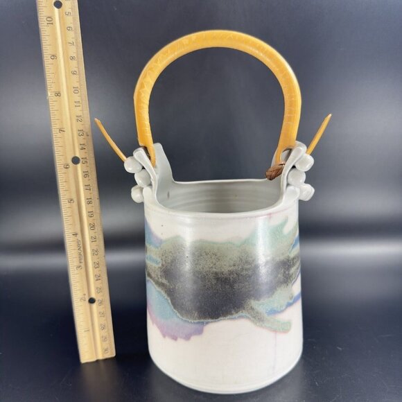 Studio Art Pottery Basket Vase With Wood Handle Artist Signed Ceramic Vintage - Picture 3 of 16